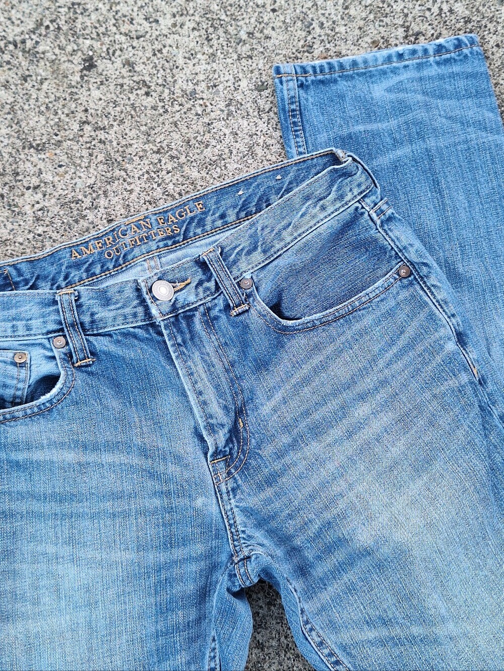 American Eagle Slim Straight Jeans